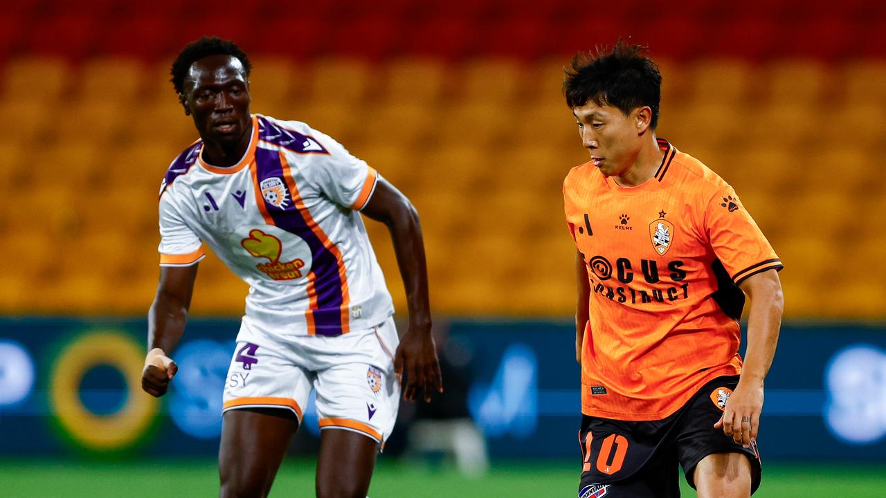 Tae-Hee Nam in action for Brisbane Roar