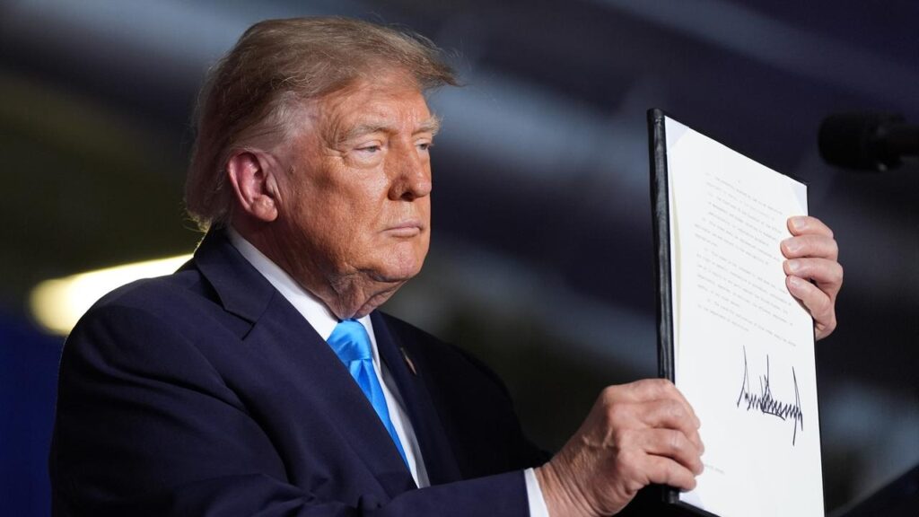 Donald Trump’s executive order waives the application of certain sanctions on Russia.
