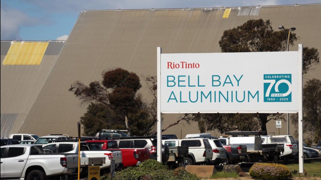 The smelter had been at loggerheads with state-owned Hydro Tasmania over a new energy deal.
