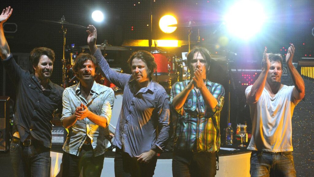 Fans are speculating that Aussie rock outfit Powderfinger could be reforming after a 16 year hiatus.
