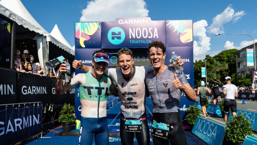 Matt Hauser (c) and Luke Willian (r) are keen to rip in at another Noosa Triathlon.
