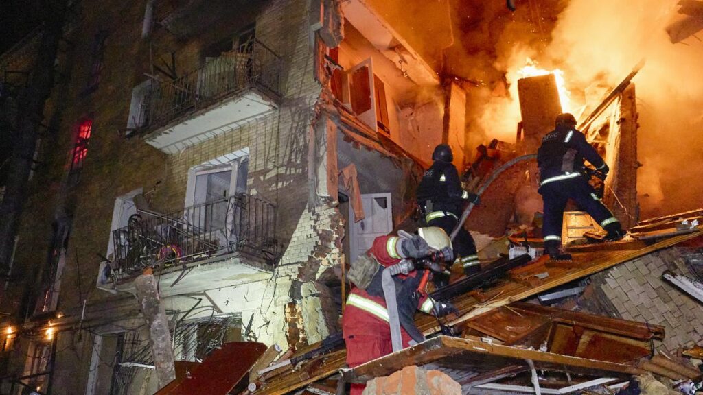 Four people died ⁠and 11 were injured in a Russian strike on a residential building in Kharkiv.
