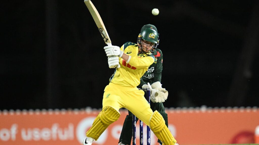 Phoebe Litchfield is back for Australia in their second T20 match against New Zealand.
