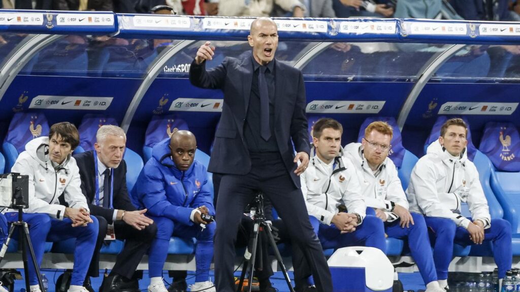Zinedine Zidane’s first home game in charge of France has ended in a 1-1 draw with Italy.
