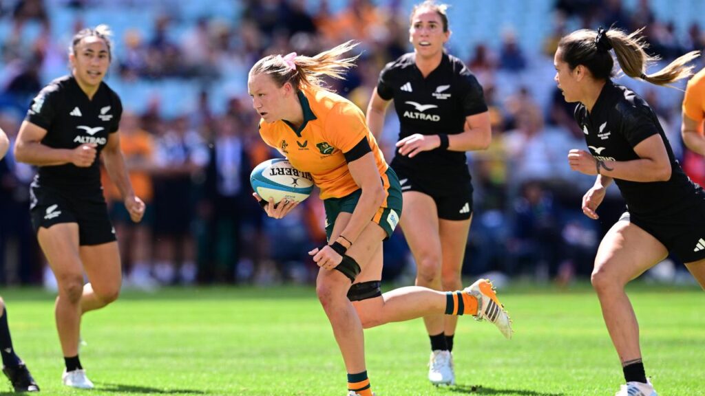 Maddison Levi doubled up for Australia, but New Zealand won their sevens clash at Accor Stadium.
