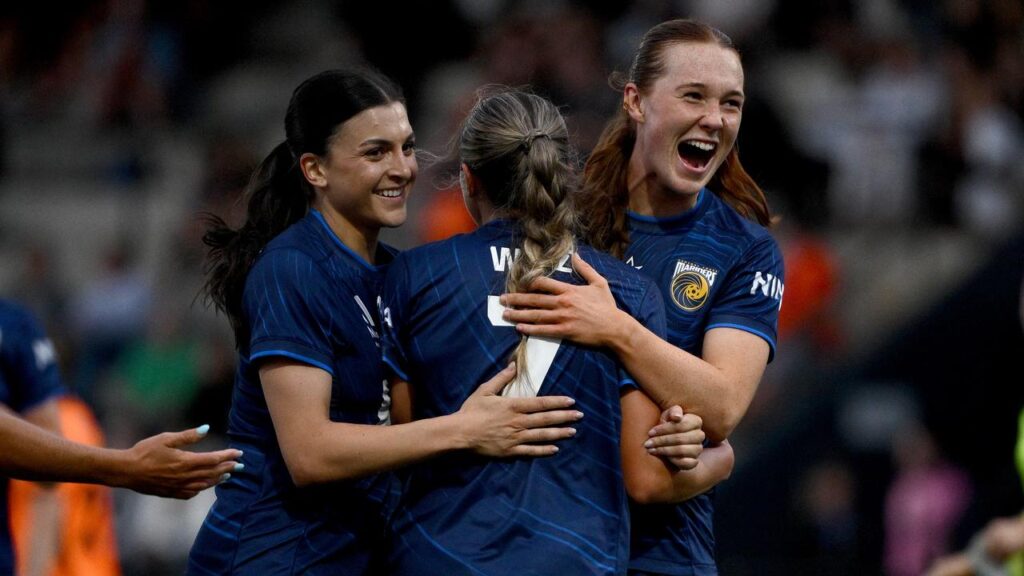 Central Coast have put off-field turmoil behind them to score an exciting win in Brisbane.
