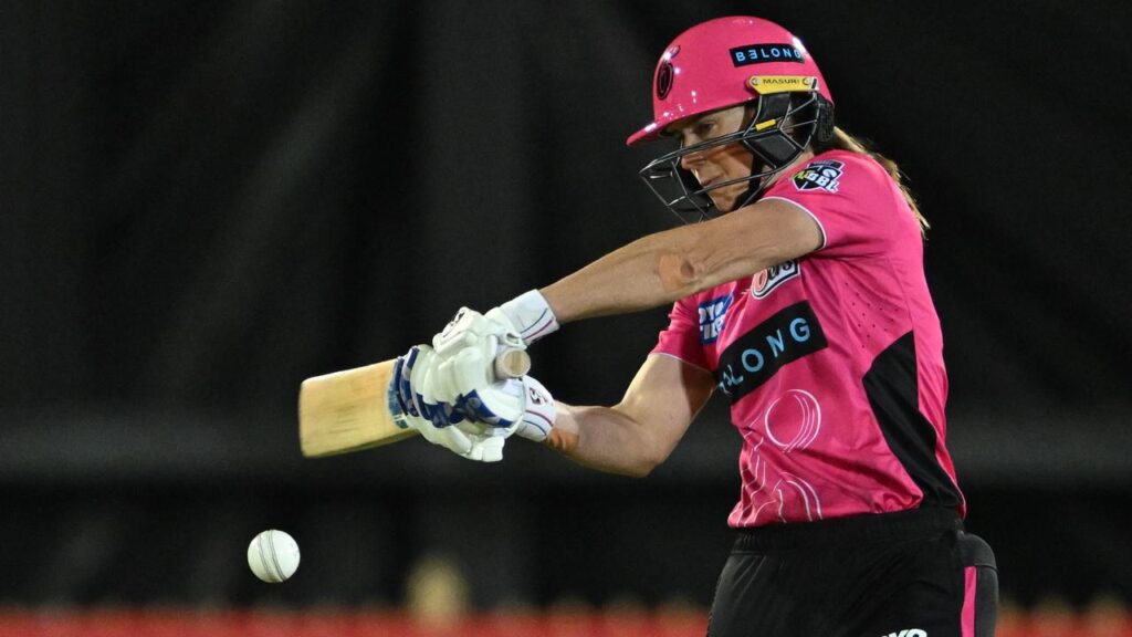 Ellyse Perry is hoping to see an invigoration of the WBBL as the new cricket season gets under way.
