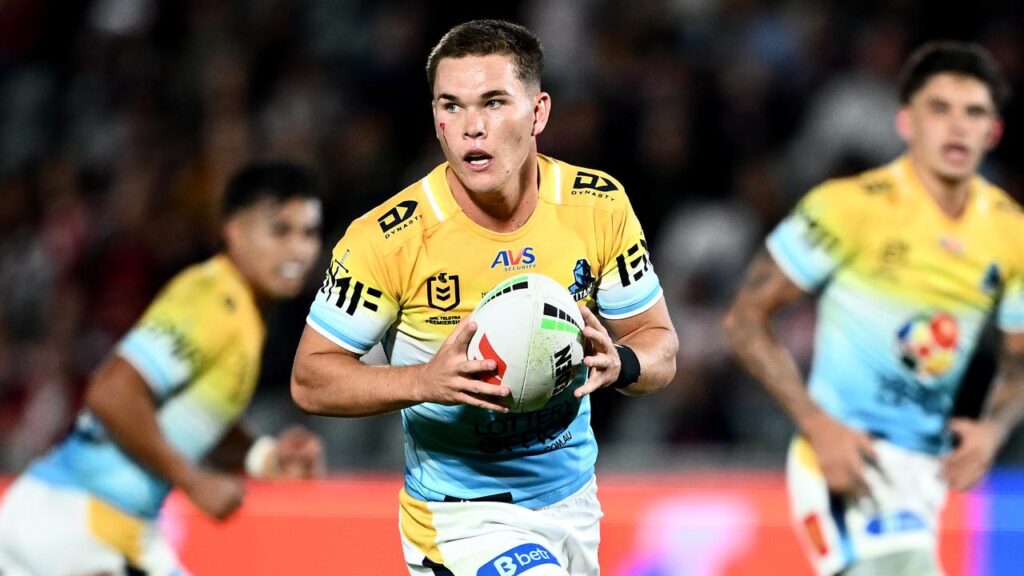 Boyhood Titans fan Zane Harrison has committed his next three NRL campaigns to Gold Coast.
