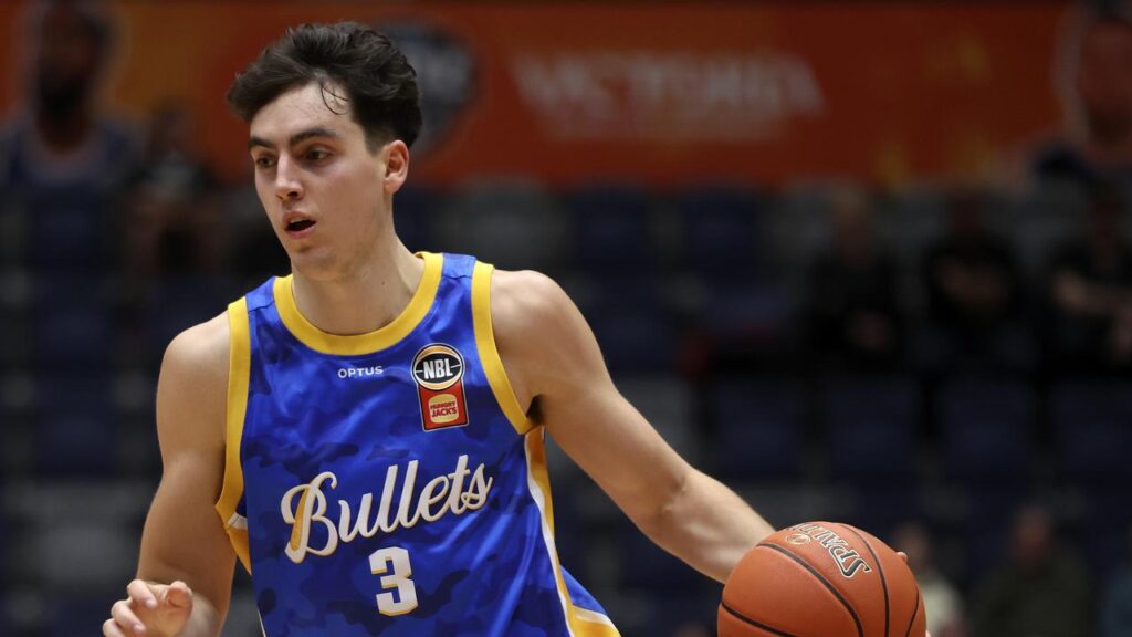 Max Mackinnon had 24 points, eight rebounds and eight assists for the Bullets.
