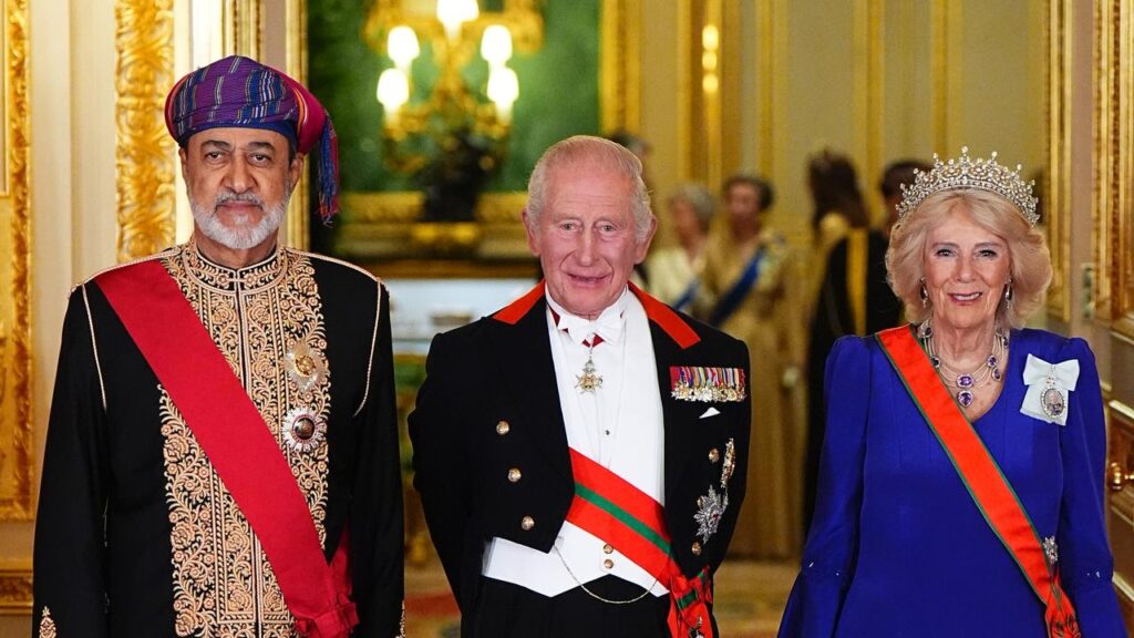 The King has hosted the Sultan of Oman at a banquet at Windsor Castle.
