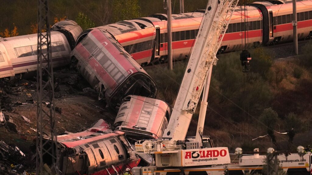 The Spanish government declared three days of mourning for those killed in a train crash.
