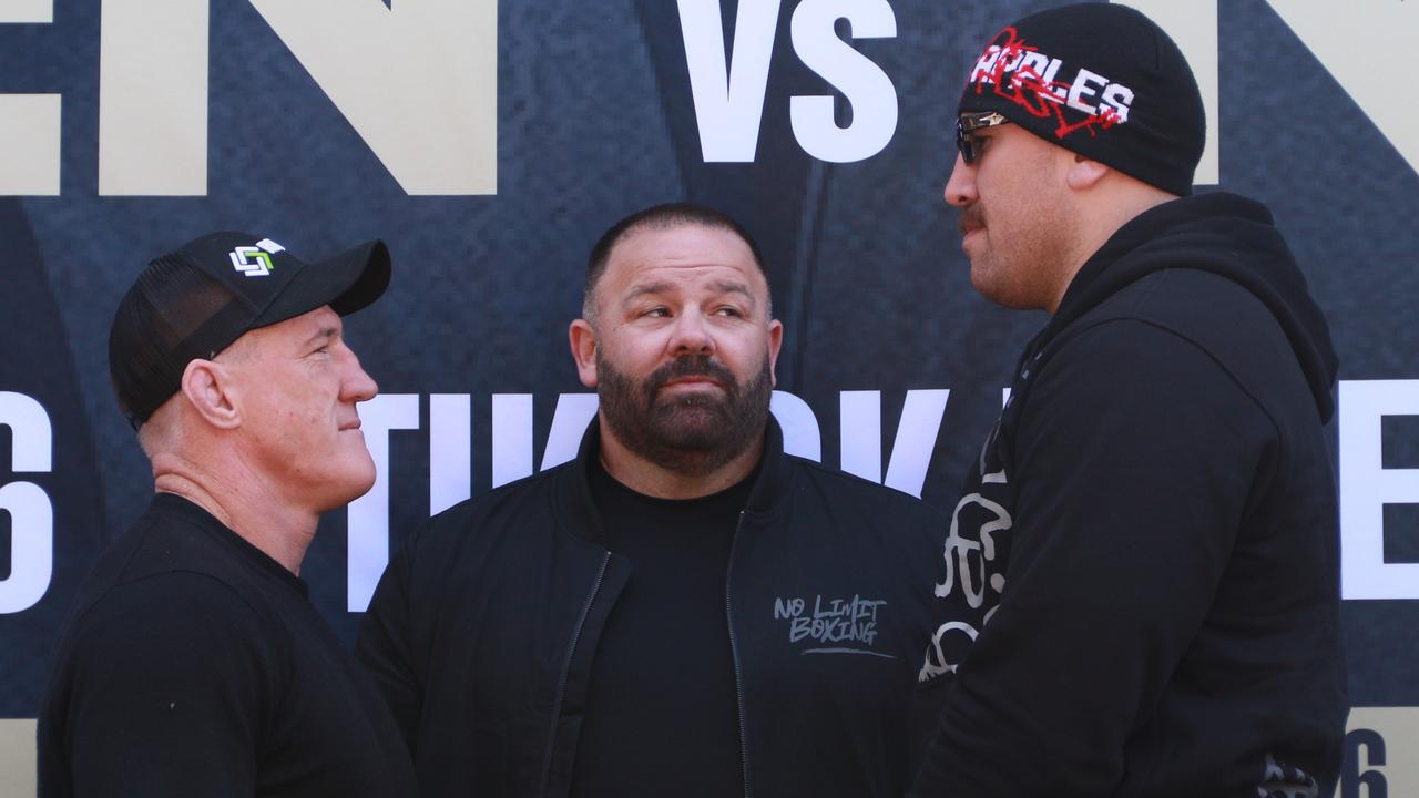 (L-R) Paul Gallen, promoter George Rose and Nelson Asofa-Solomona.