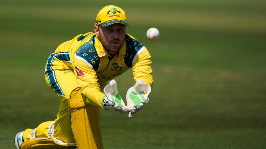 After injuring a finger playing an ODI, Josh Inglis will rejoin the Aussie squad in South Africa.
